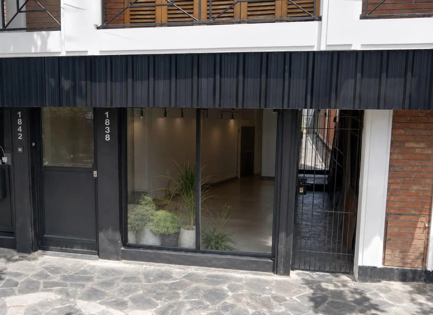 Local comercial / oficina en alquiler Ituzaingó 5