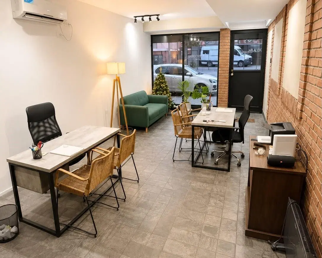 Local comercial / oficina en alquiler Ituzaingó 3