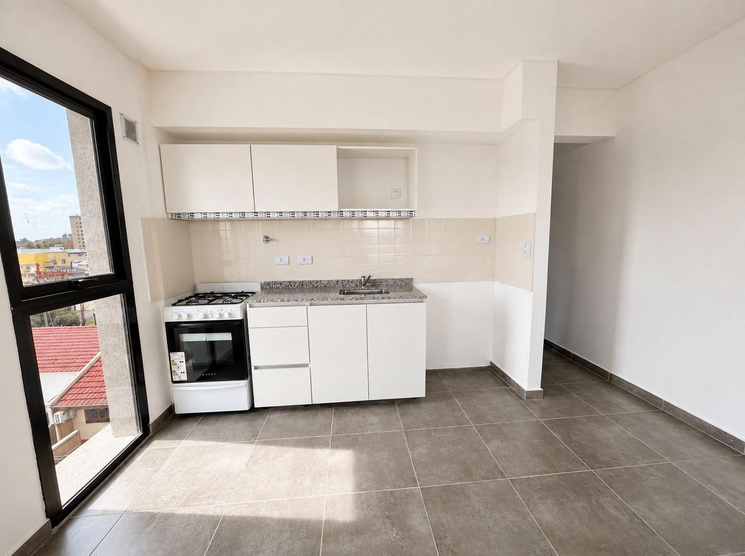 Foto de Departamento 2 ambientes en alquiler en Ituzaingó Sur, imagen 4