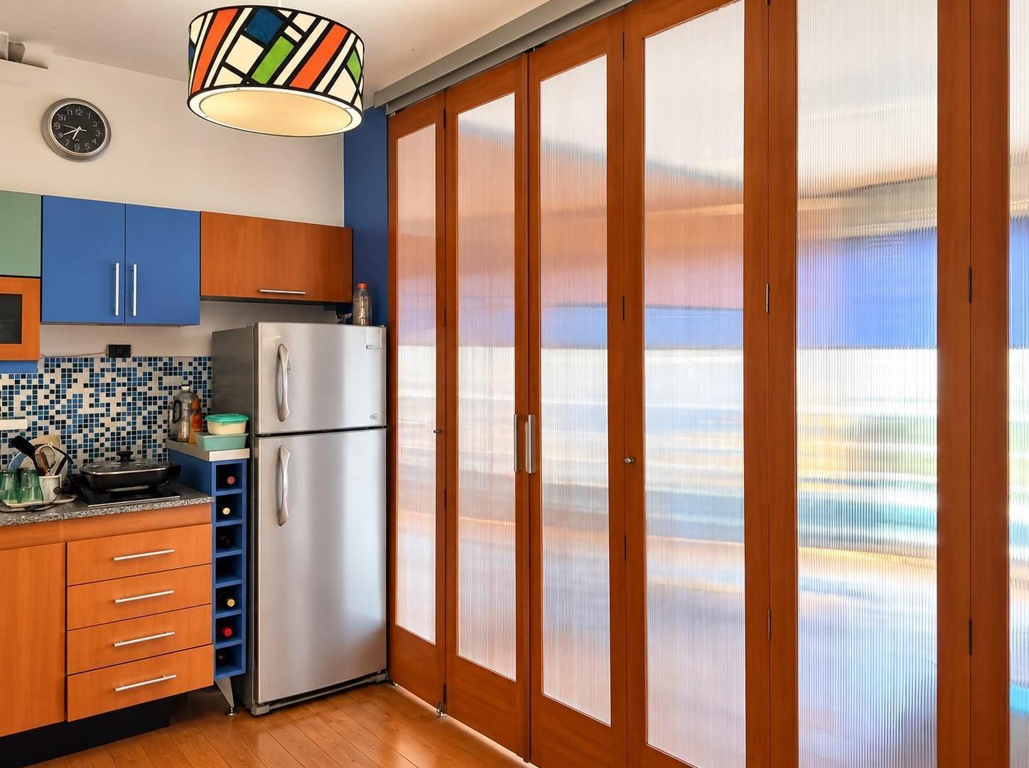 Foto de Alquiler Departamento monoambiente con balcón Morón centro, imagen 3