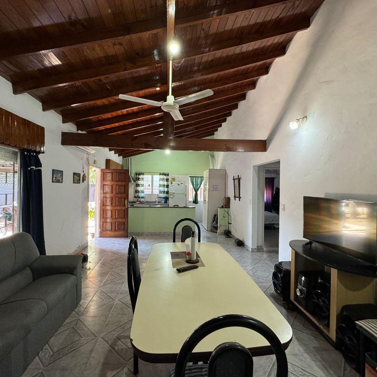 Casa en venta / 2 dormitorios / 180m2 / Garin centro, Escobar GBA Zona Norte
