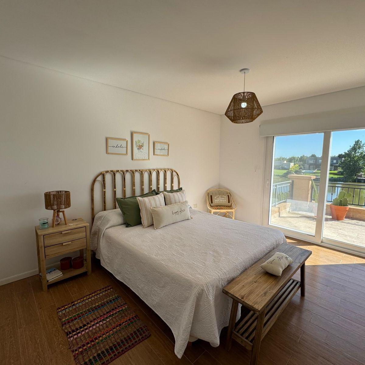 Venta / Casa con 3 Dorm. / Jardín / Barrio El Canton - Islas, Escobar Zona Norte 2