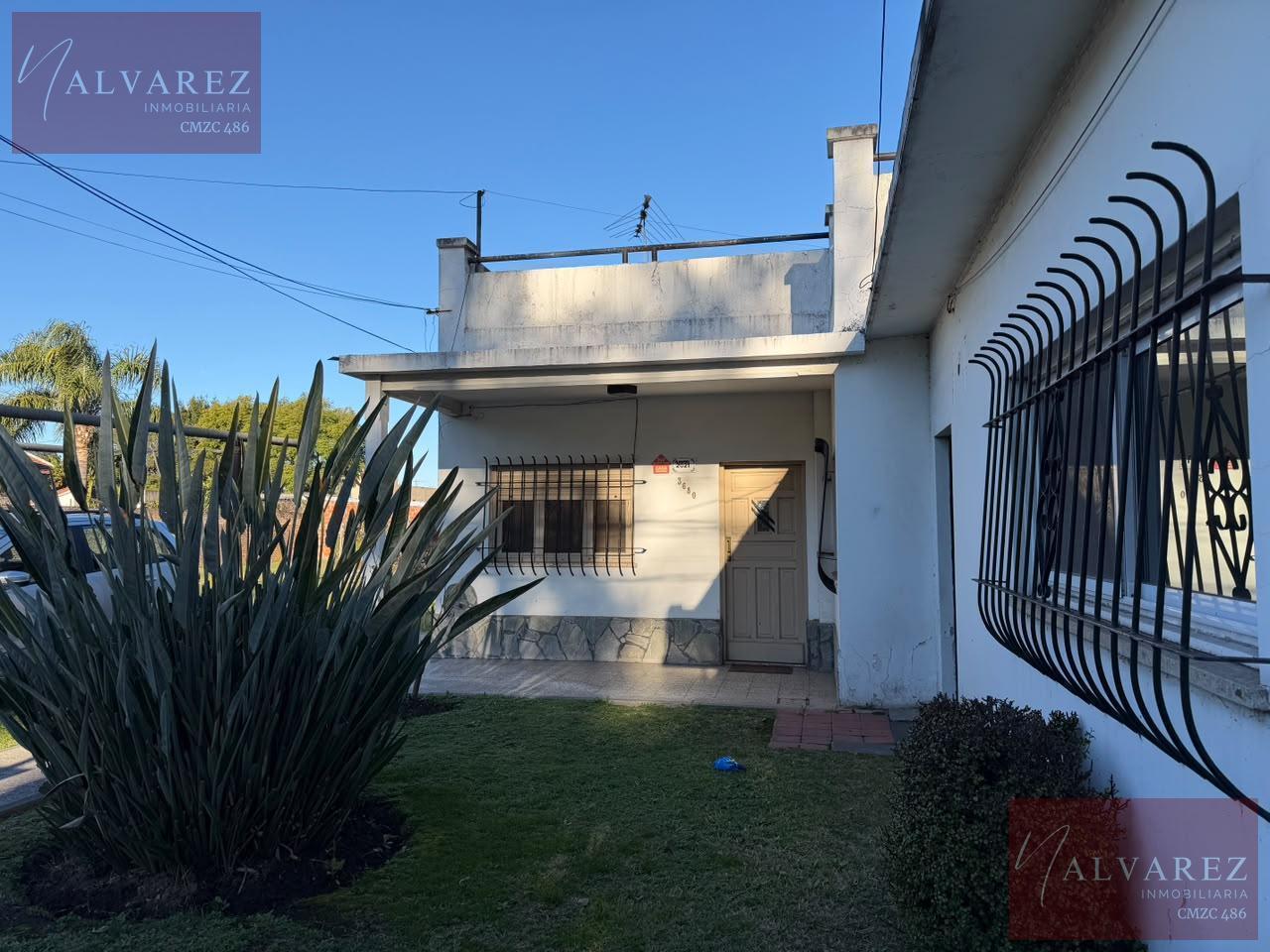 Foto de Casa en Venta en Benavidez — 5 Ambientes con Amplio Parque, Tigre, imagen 1