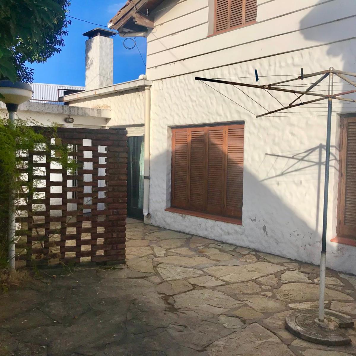 Gran Casa, en Excelente Ubicación 2