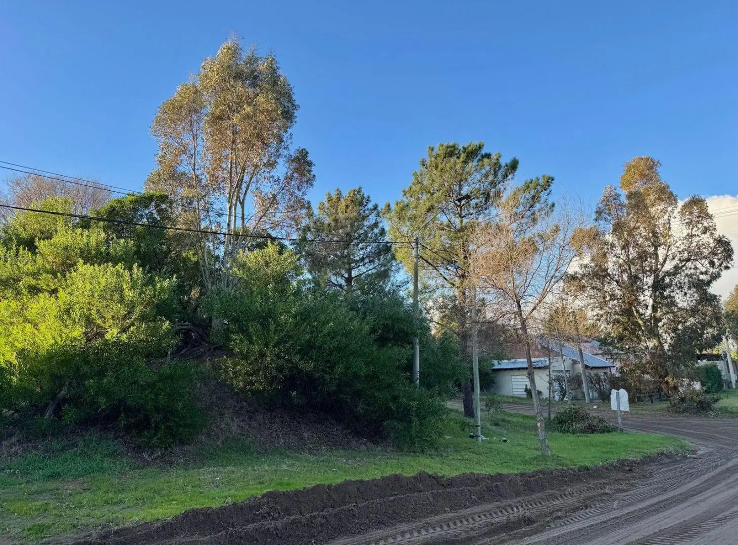 TERRENO EN ESQUINA BARRIO DUFAUR 3