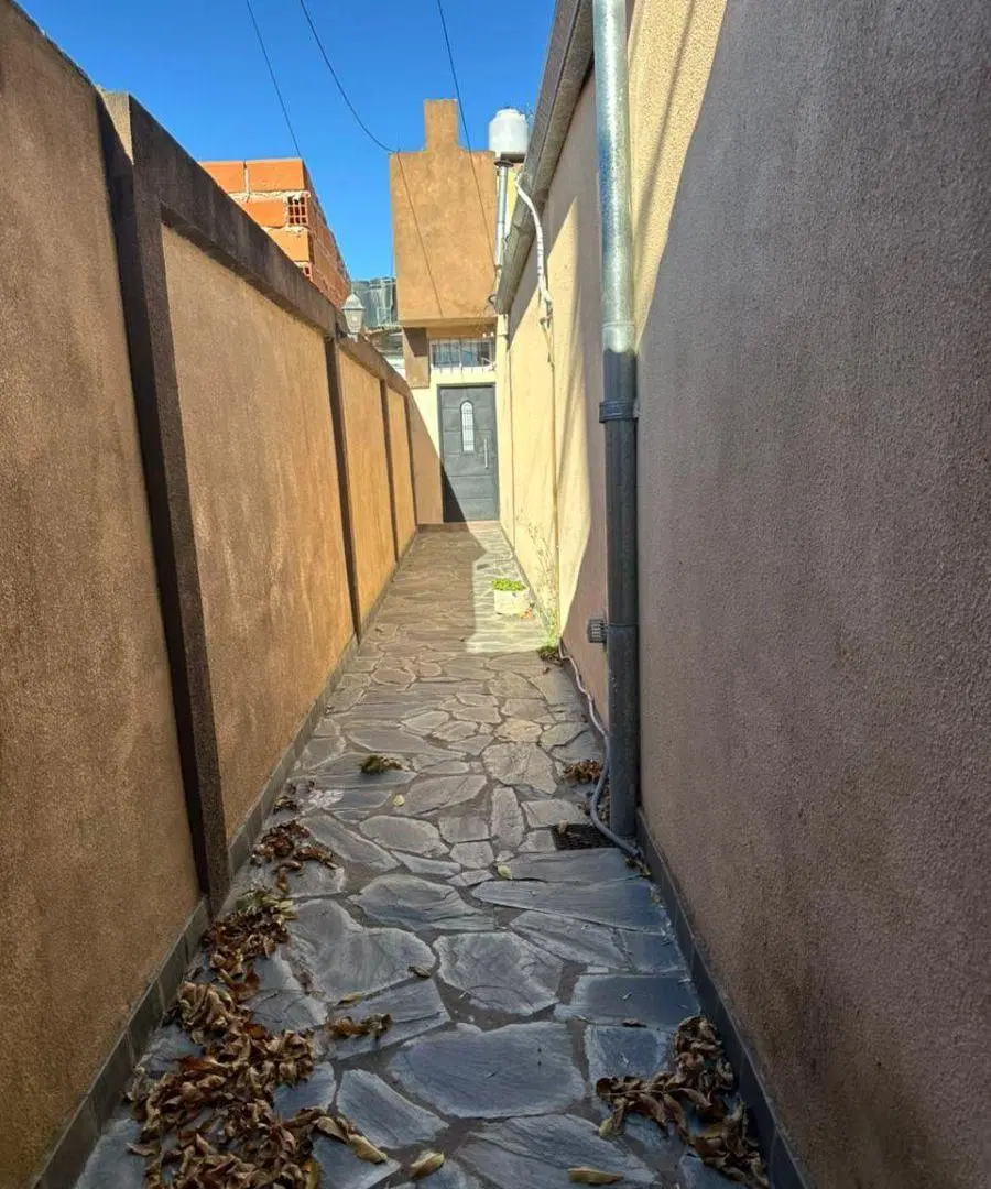 PH en alquiler en 77 e/ 30 y 31 | 1 dormitorio + escritorio | Patio 4