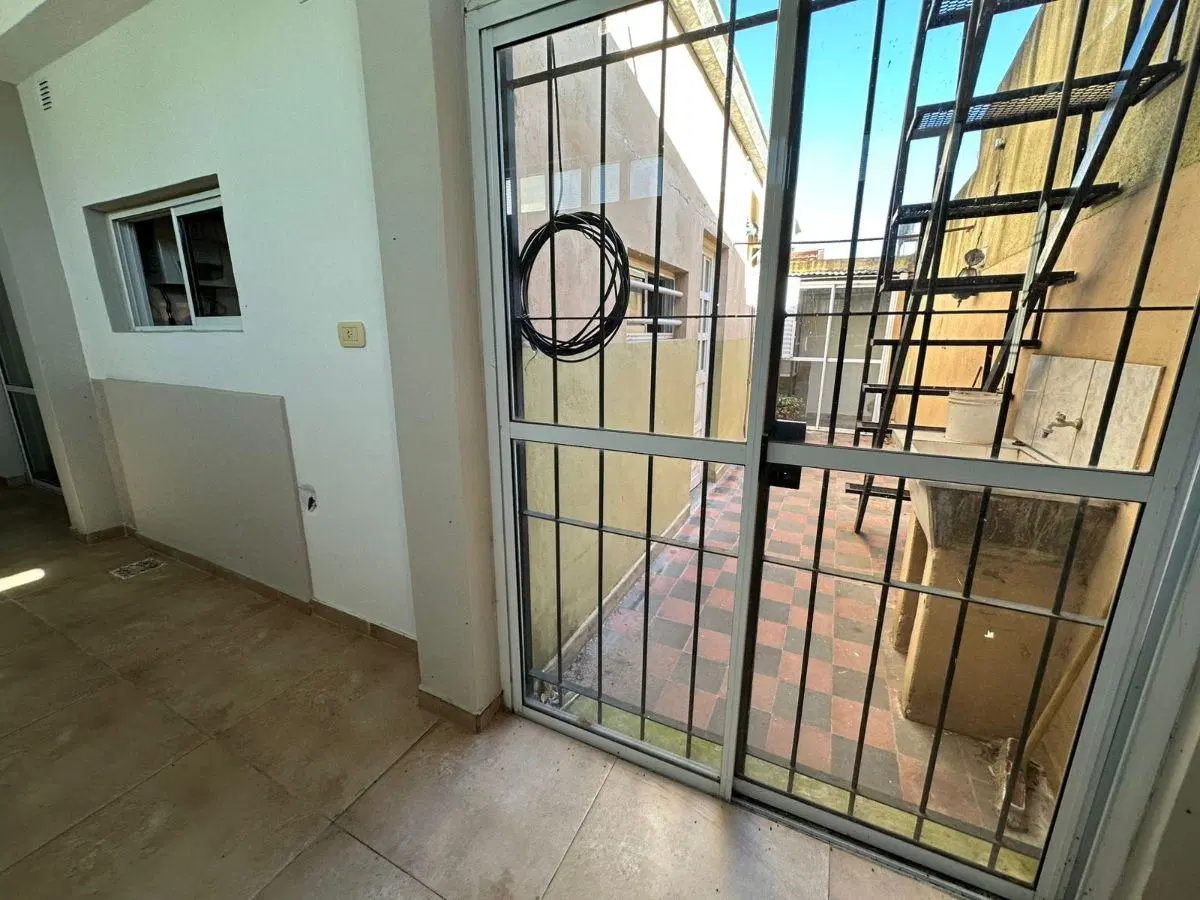 PH en alquiler en 77 e/ 30 y 31 | 1 dormitorio + escritorio | Patio 3