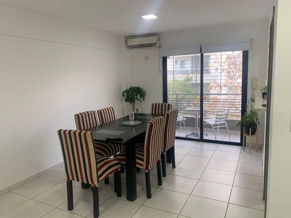 Departamento un dormitorio 16 56 y 57 a la venta 2