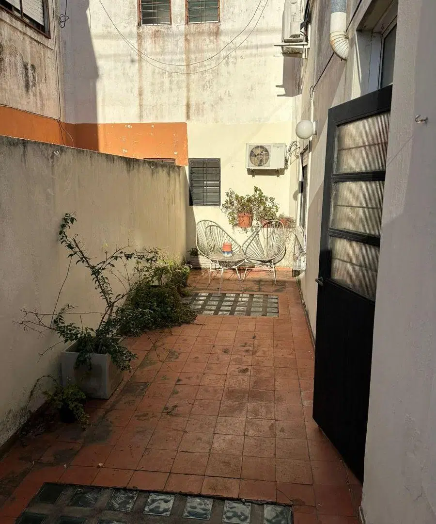 Departamento 1 dormitorio con patio – Calle 2 e/67 y 68 3