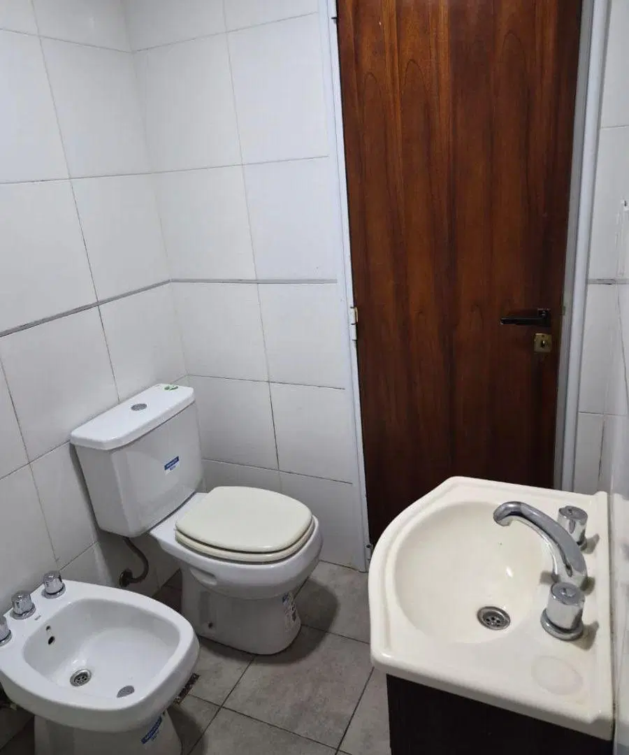 Monoambiente en venta con cochera incluida – Excelente ubicación 3