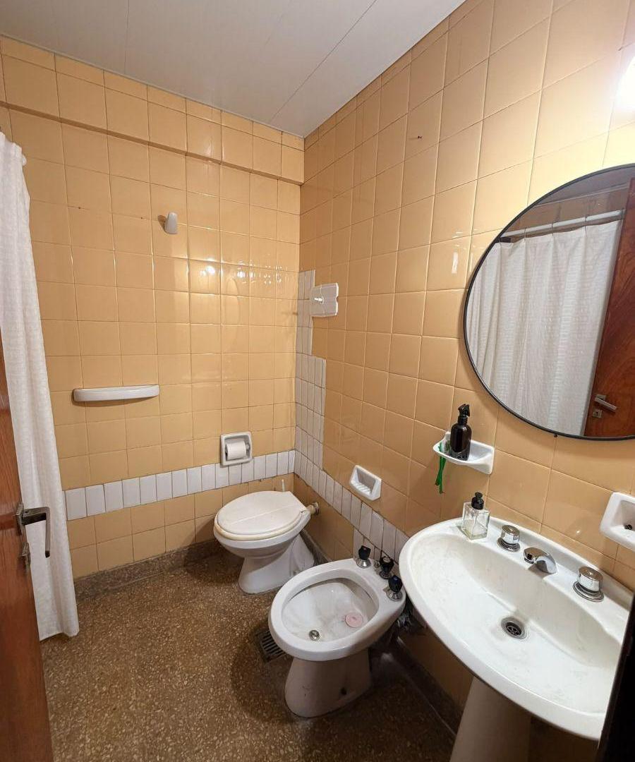 Foto de Departamento de 40 m² con 1 dormitorio en venta en La Plata, imagen 5