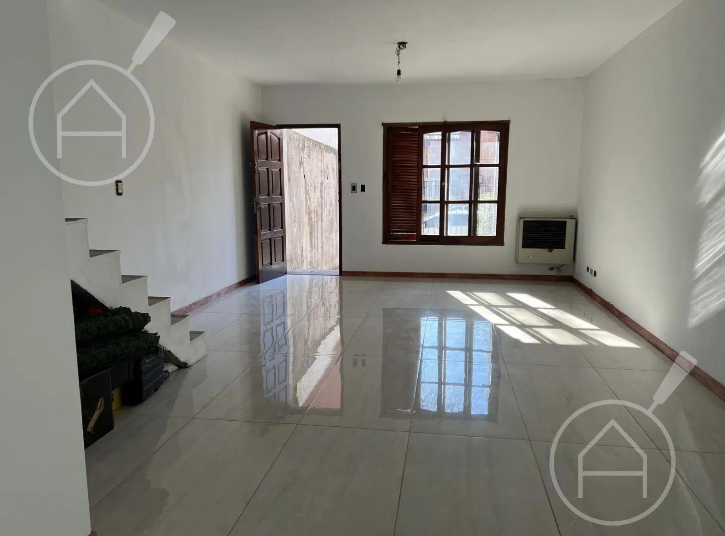 VENTA CASA TRIPLEX CINCO AMBIENTES A ESTRENAR PATIO PRIVADO VILLA DEL PARQUE 4