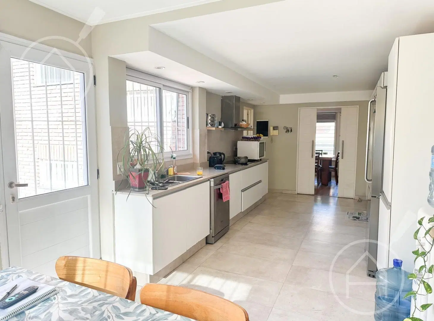 Venta Casa Cinco Ambientes en Belgrano Chico 2
