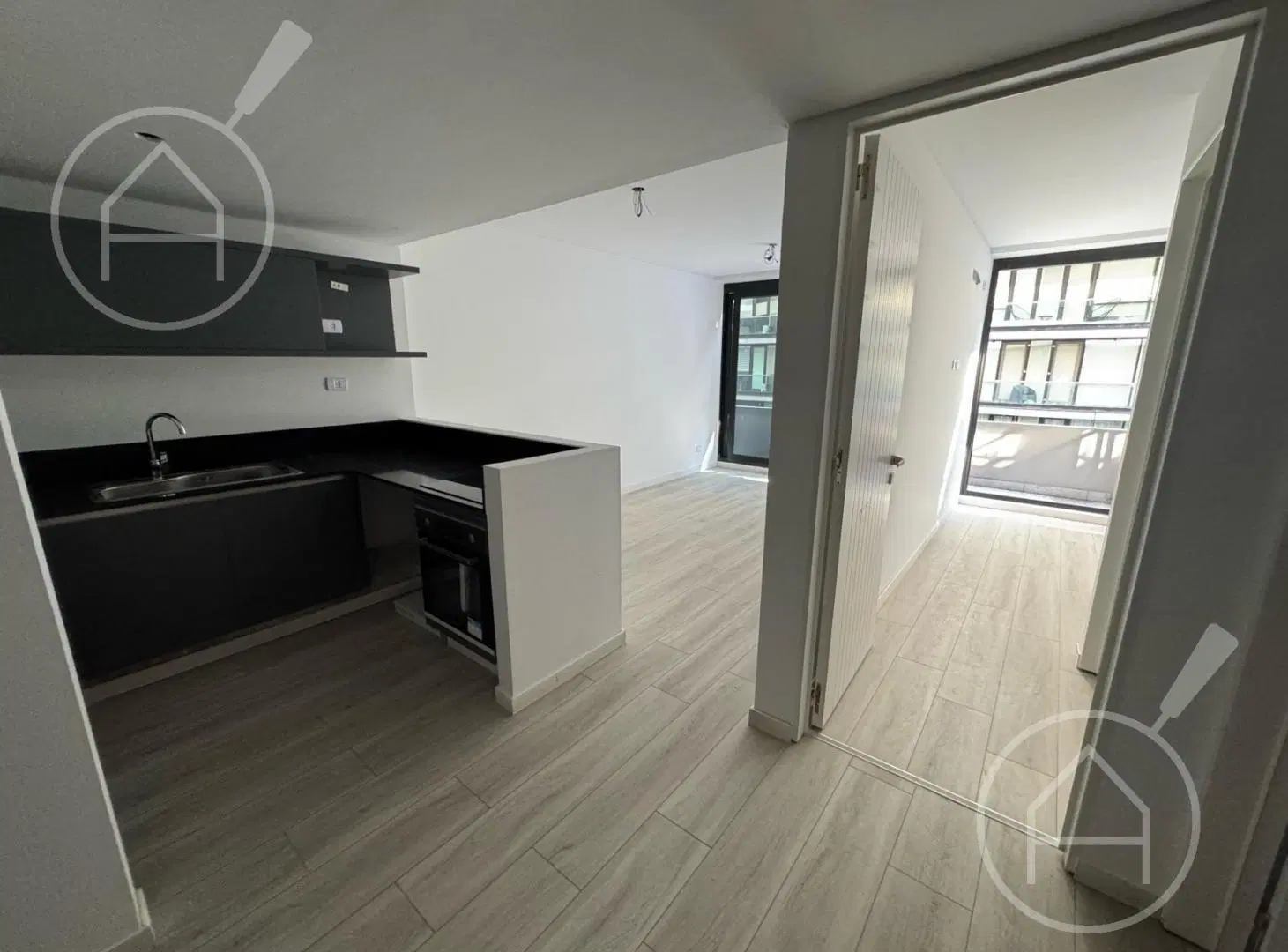 Venta departamento dos ambientes a estrenar Puerto Madero 8