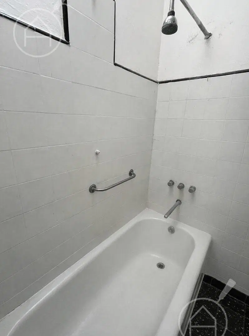 OPORTUNIDAD VENTA 3 AMBIENTES BERAZATEGUI 4