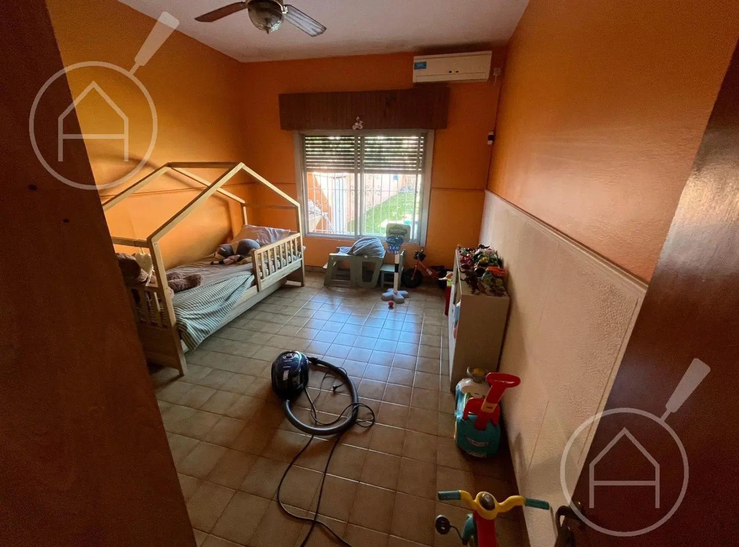 Venta casa tres ambientes jardin pileta quincho Berazategui 5