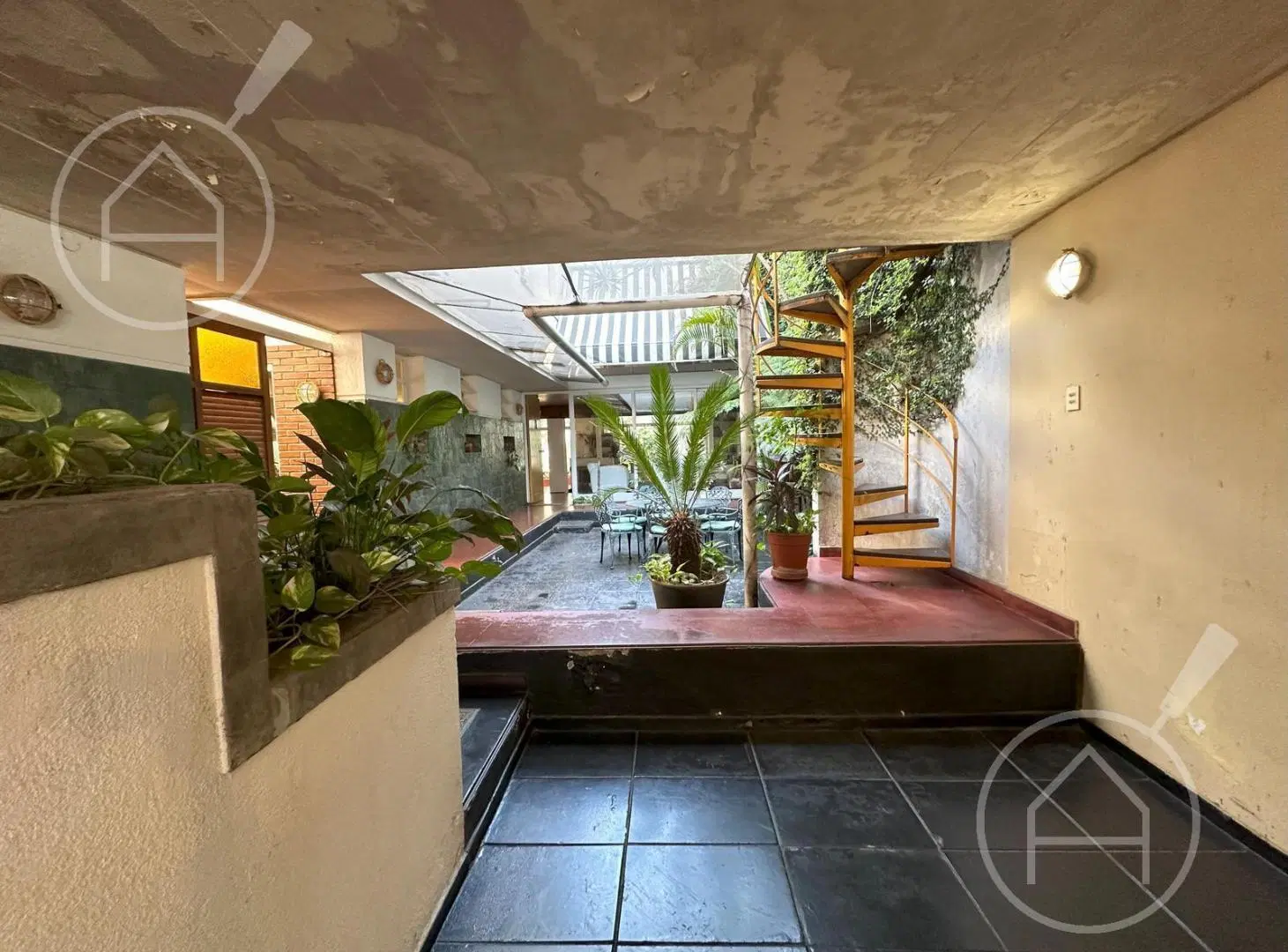 VENTA CASA SIETE AMBIENTES FLORESTA 4