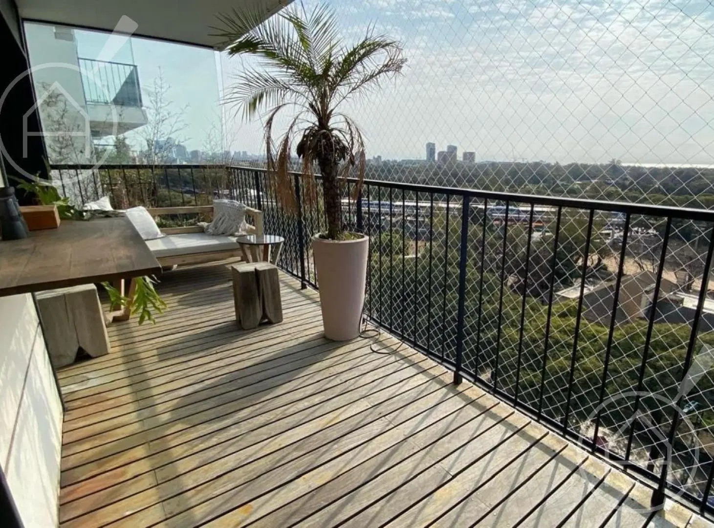 VENTA PISO CON VISTA AL RIO 4 AMBIENTES AVENIDA DEL LIBERTADOR 8