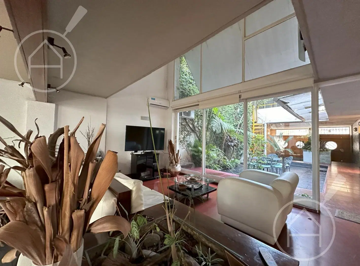 VENTA CASA SIETE AMBIENTES FLORESTA 5