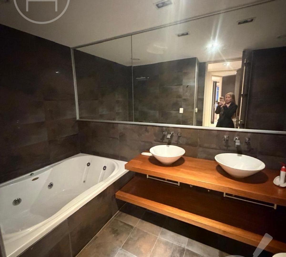 Foto de Venta Alquiler Departamento tres ambientes Puerto Madero, imagen 3