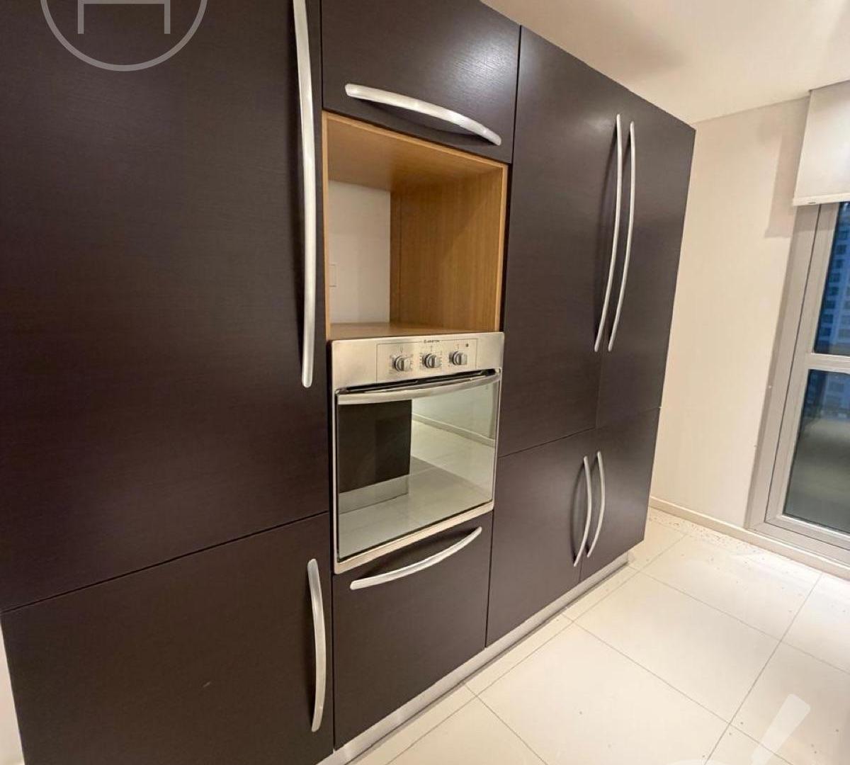 Foto de Venta Alquiler Departamento tres ambientes Puerto Madero, imagen 2