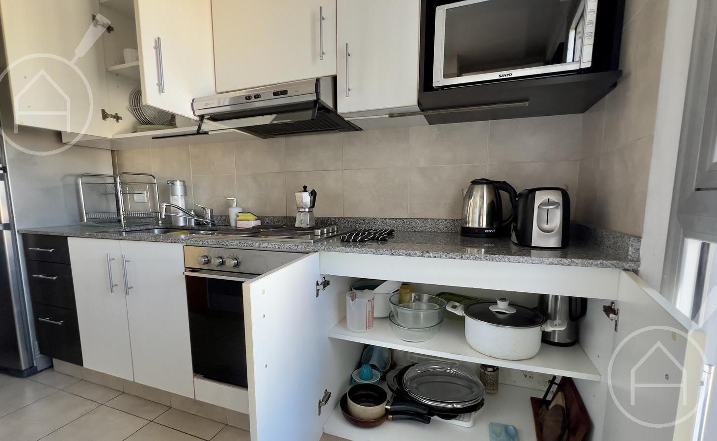 Foto de DEPARTAMENTO TRES AMBIENTES CHACARITA APTO PROFESIONAL ZONA COMERCIAL, imagen 2