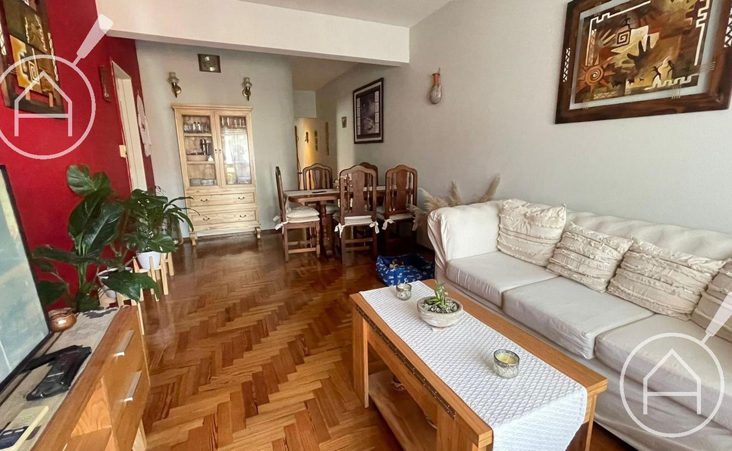 Foto de VENTA DEPARTAMENTO CUATRO AMBIENTES VILLA DEL PARQUE, imagen 3