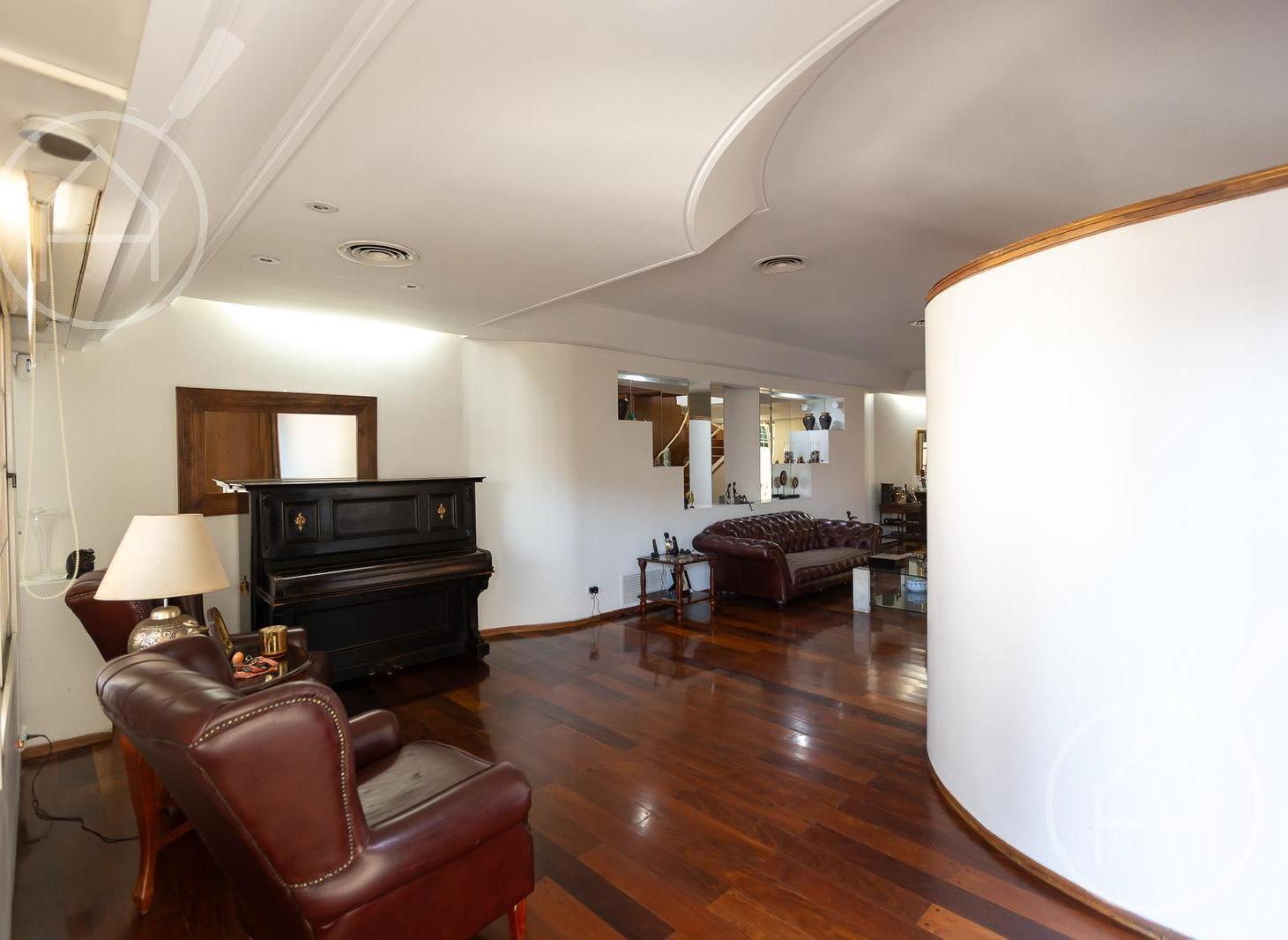 Foto de Casa seis Ambientes Villa Urquiza– Quincho, Jacuzzi, Pileta, Garaje, imagen 4