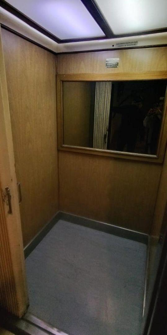Foto de VENTA 3 AMB C/COCHERA + 2 BAULERAS EN BELGRANO R, imagen 5