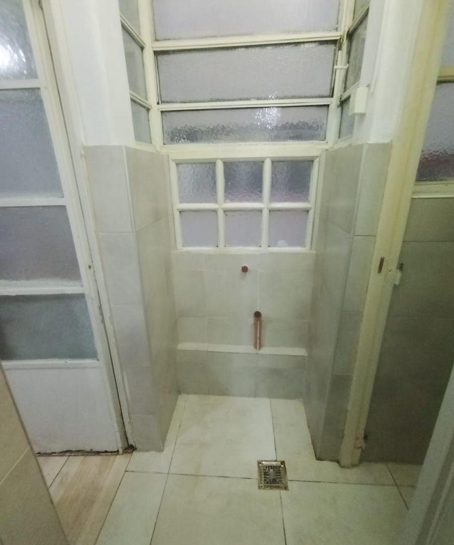 Foto de ALQUILER 4 AMB CON DEP. DE SERVICIO CO PATIO Y BALCON AL FRENTE, imagen 2