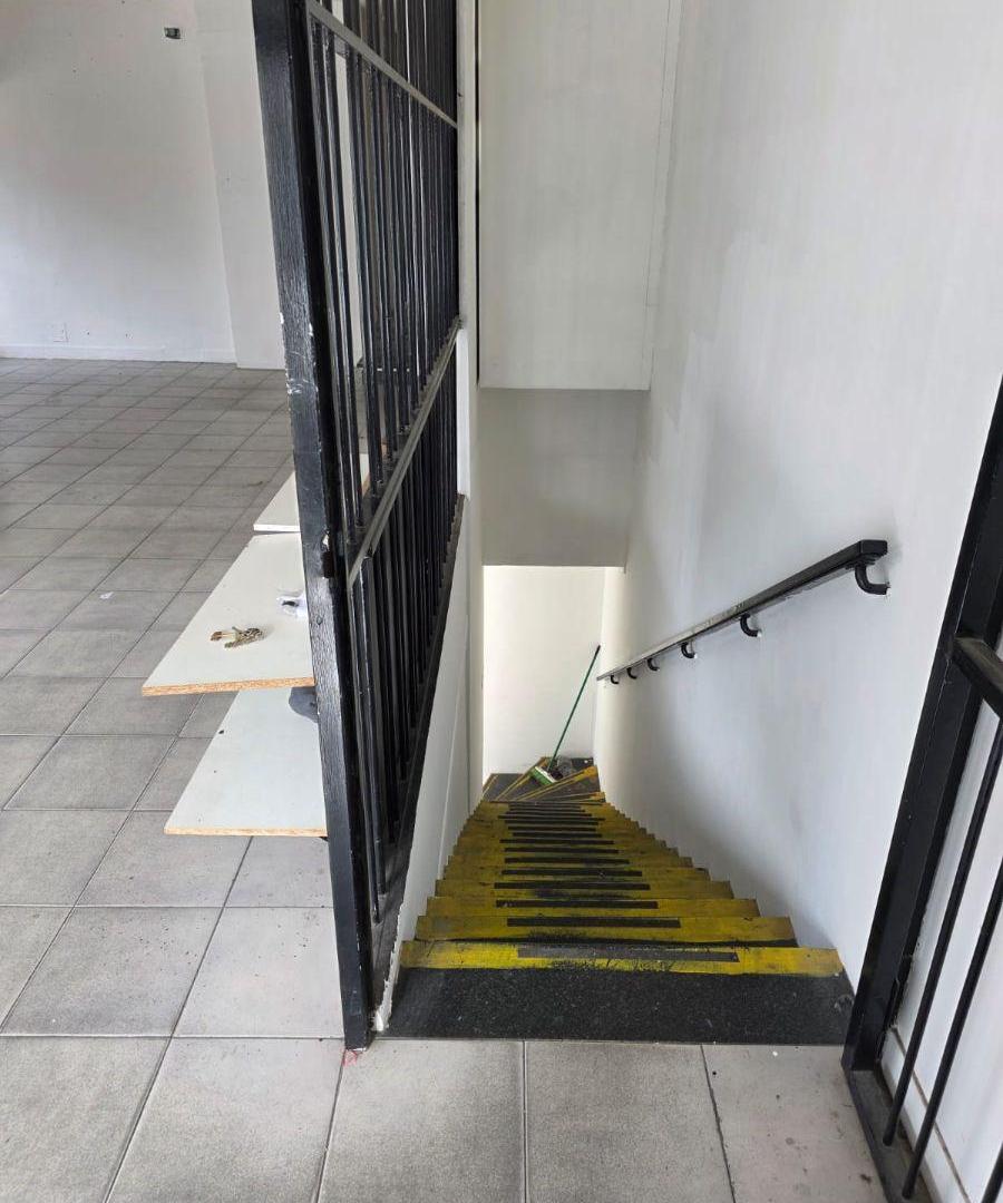 Foto de Local de 180 m² en alquiler en Once, imagen 5