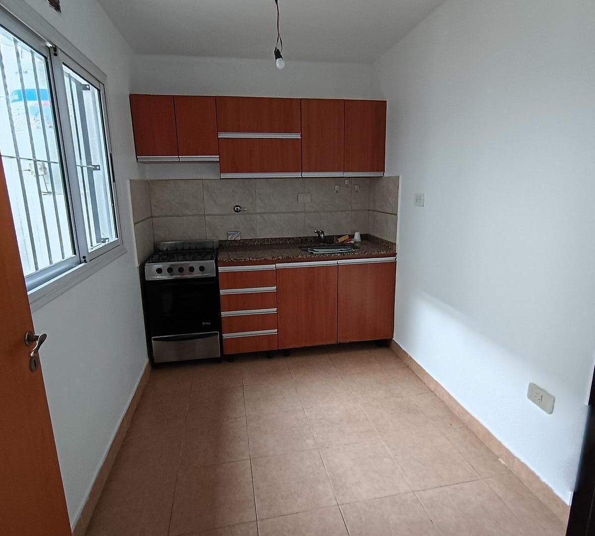 Foto de Alquiler: PH en Planta Baja de 2 ambientes con patio, imagen 3