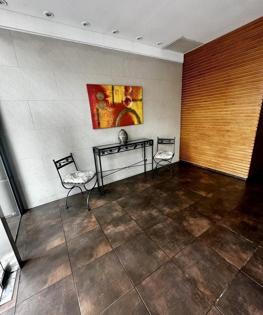Foto de VENTA – DEPARTAMENTO DE 2 AMBIENTES CON COCHERA EN FLORES, imagen 4