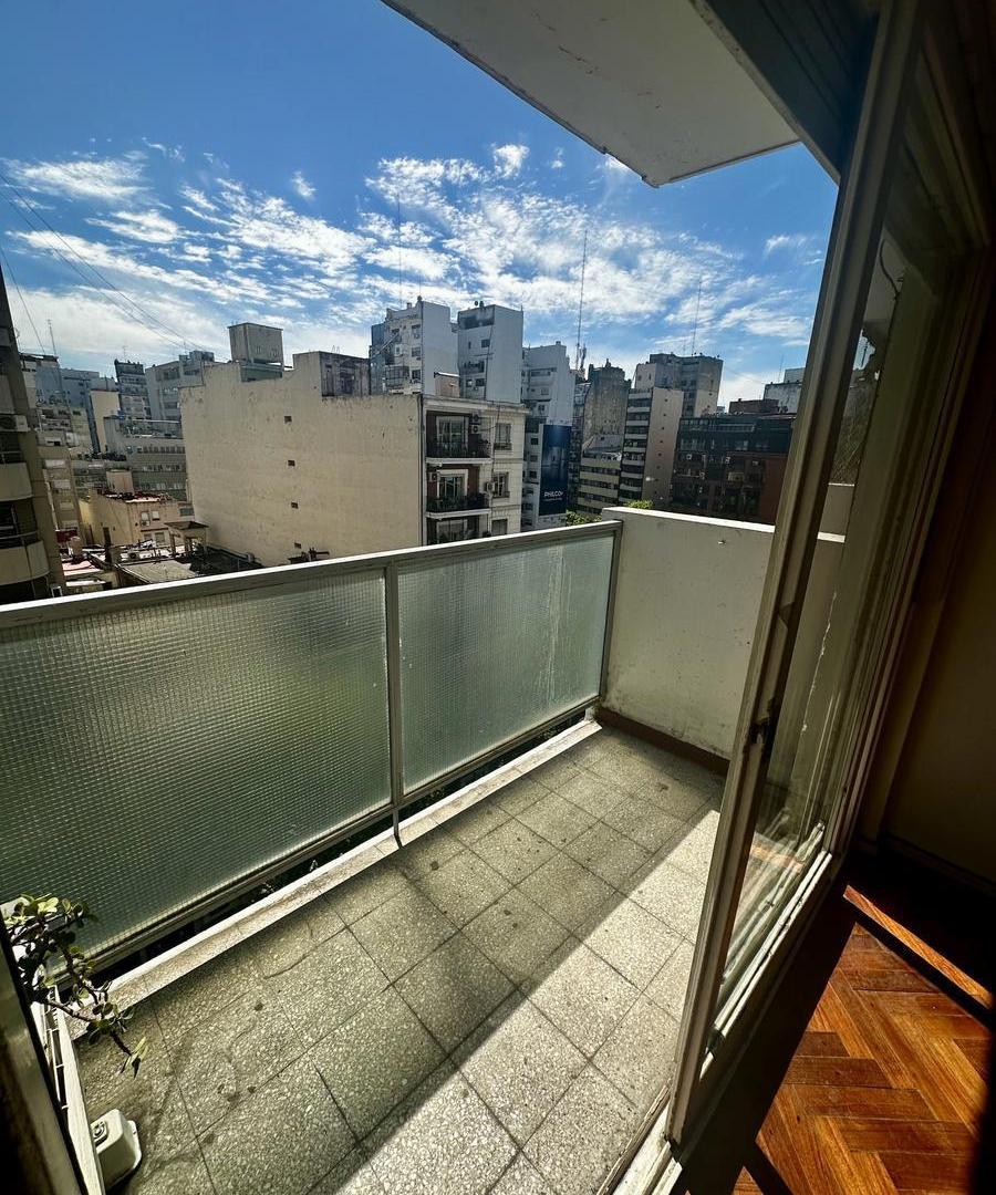 Foto de VENTA | MONOAMBIENTE AL FRENTE CON BALCÓN EN RECOLETA, imagen 2