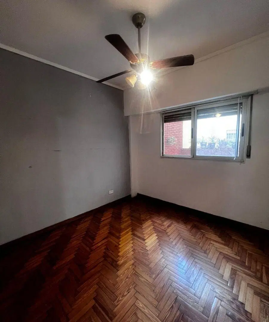 Departamento de 92 m² con 2 dormitorios en venta en Avellaneda 3