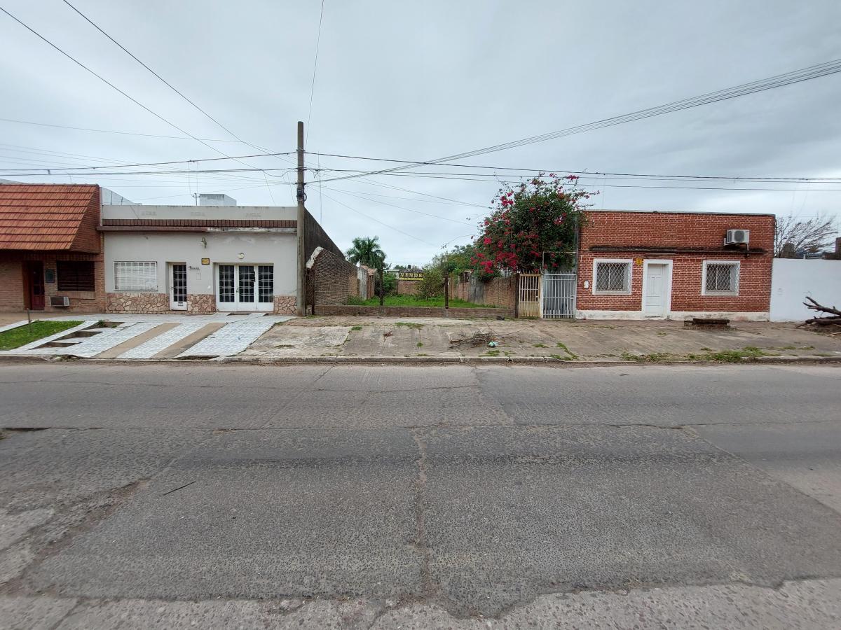 Terreno en venta por calle Padre Cerqueira 135