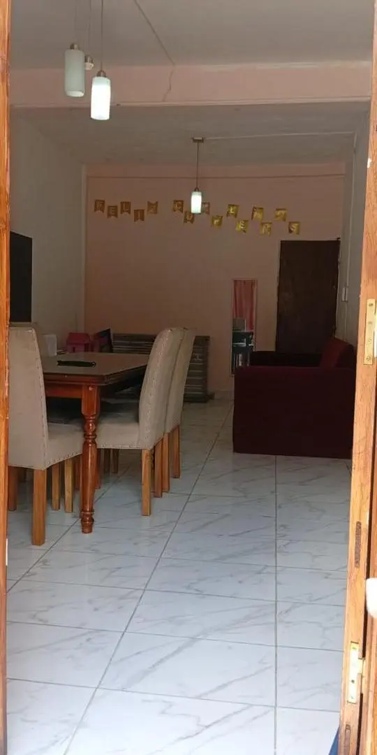 VENTA LOCAL COMERCIAL   DEPARTAMENTOS EN CUYAYA 3