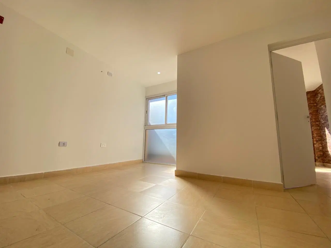 COLDWELL BANKER PLAZA COMERCIALIZA - VENTA | DUPLEX BARRIO LOS PERALES 3
