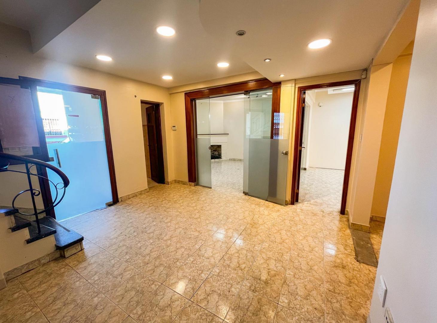 Foto de ALQUILER COMERCIAL | Local en calle Salta - Centro, imagen 2