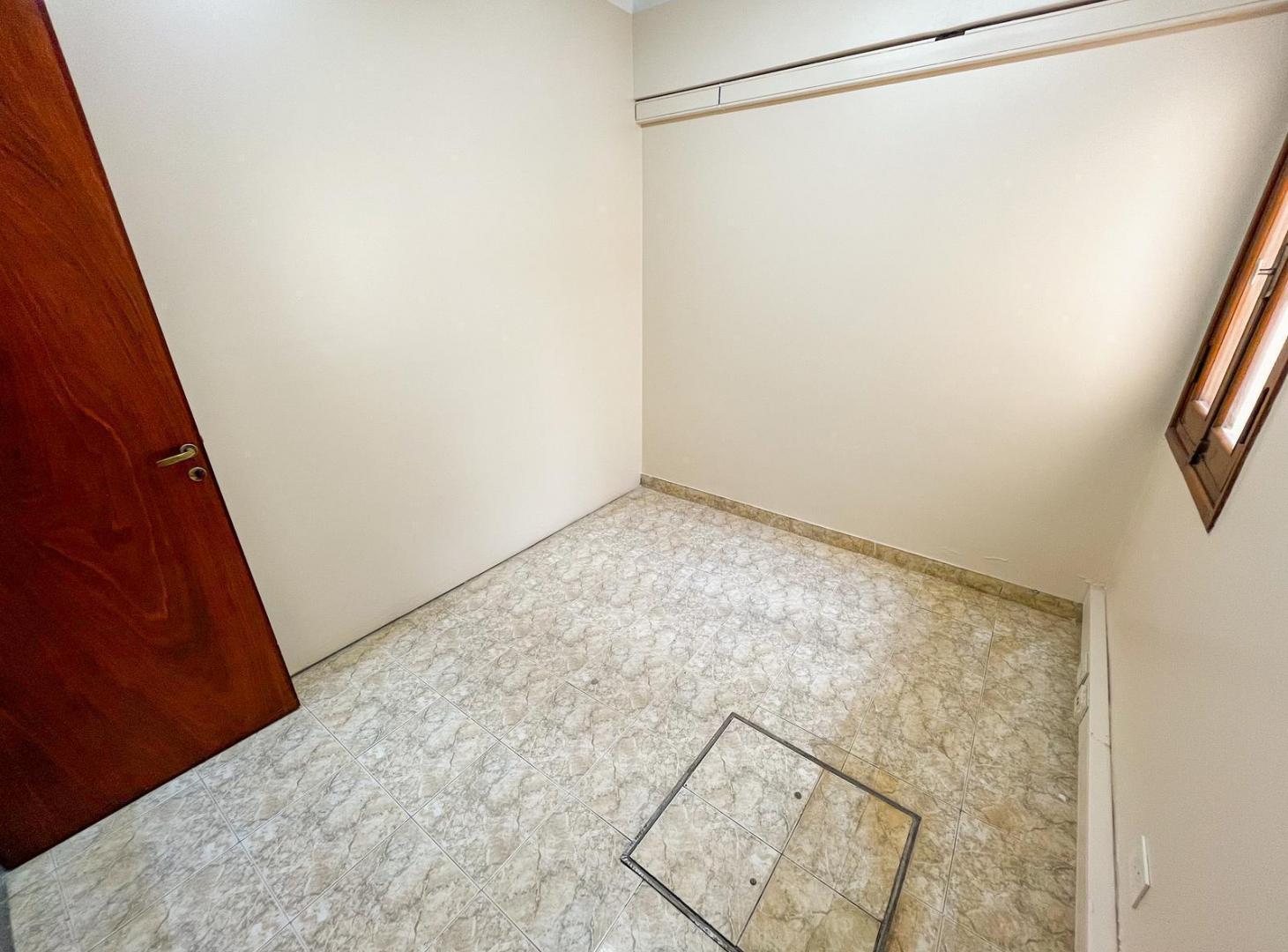 Foto de ALQUILER COMERCIAL | Local en calle Salta - Centro, imagen 4
