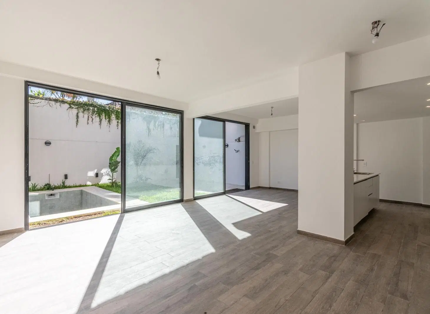 Dúplex 4 ambientes con piscina y jardín 5