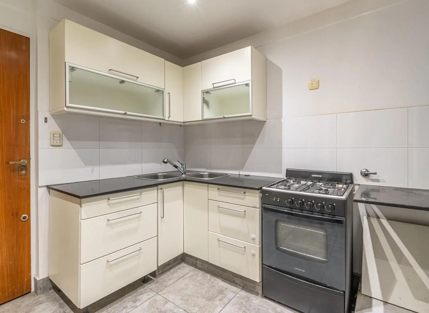 Departamento 3 Ambientes Reciclado con Cochera y Seguridad 24hs - Retiro - La Recova 5
