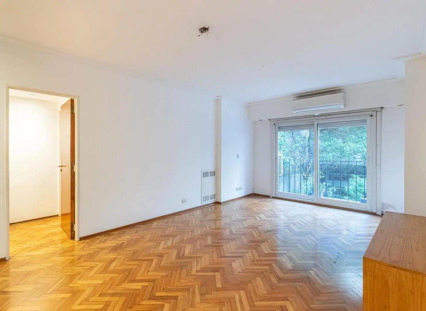 Departamento 3 Ambientes Reciclado con Cochera y Seguridad 24hs - Retiro - La Recova 2