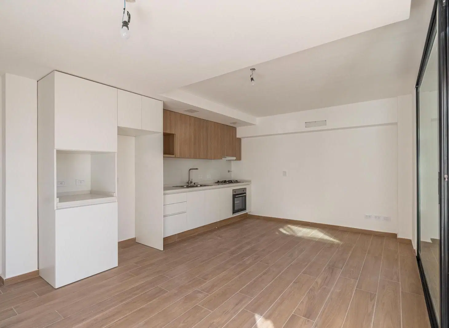 3 Ambientes con Terraza / 2 baños-uno en suite-/ A estrenar con posesión inmediata 3