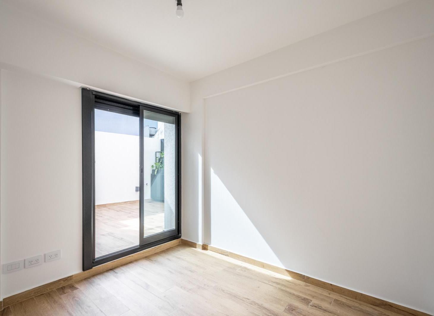 Foto de 2 Ambientes con Patio/ Departamento/ A estrenar con posesión inmediata, imagen 2