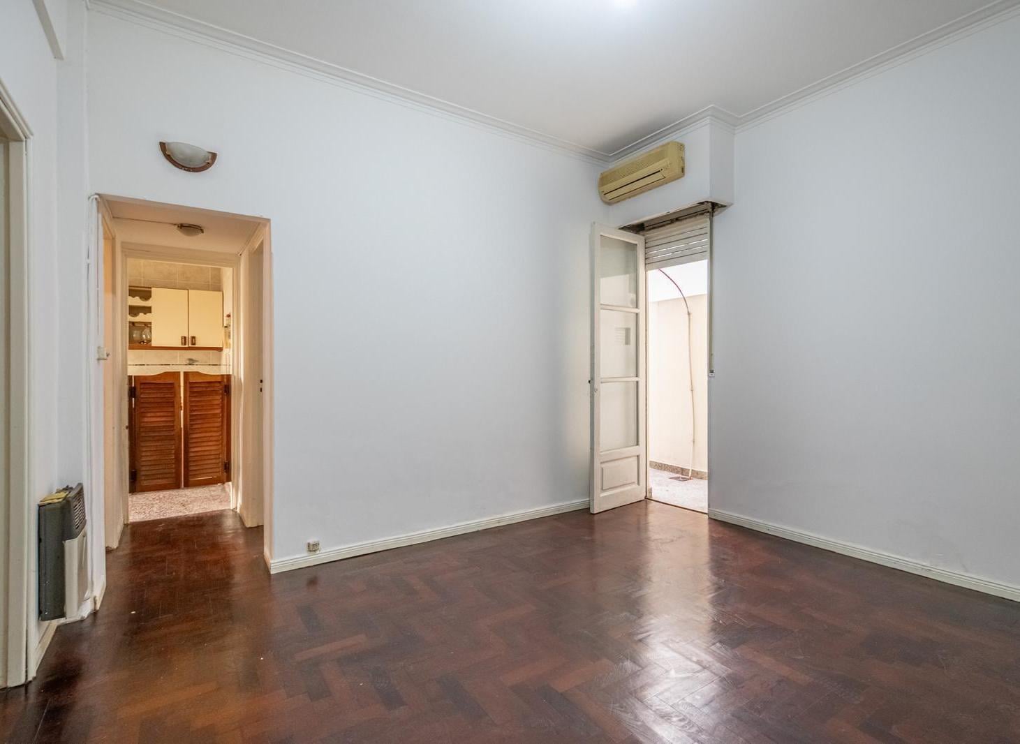 Foto de Venta - PH Planta Baja - 3 ambientes - Patio - Villa Ortúzar, imagen 3