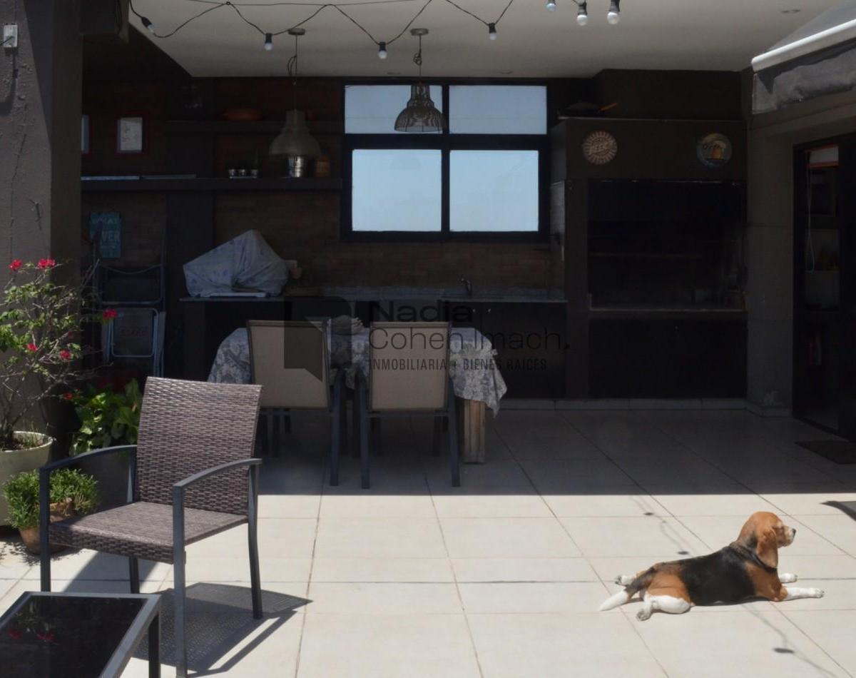 Penthouse Exclusivo en Barrio Sur - 290 m², Terraza Propia y Seguridad 24 Hs 2