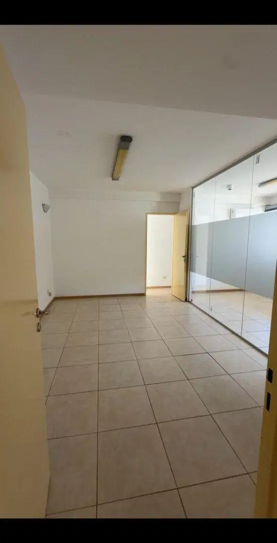 ALQUILER OFICINA ZONA NORTE 4