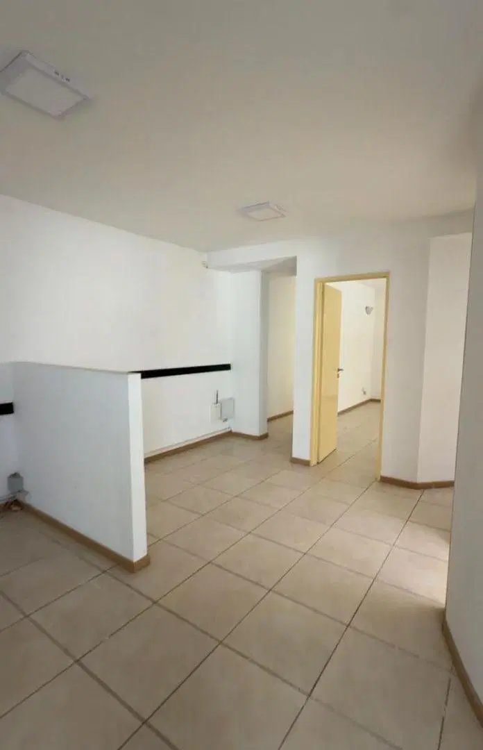 ALQUILER OFICINA ZONA NORTE 5