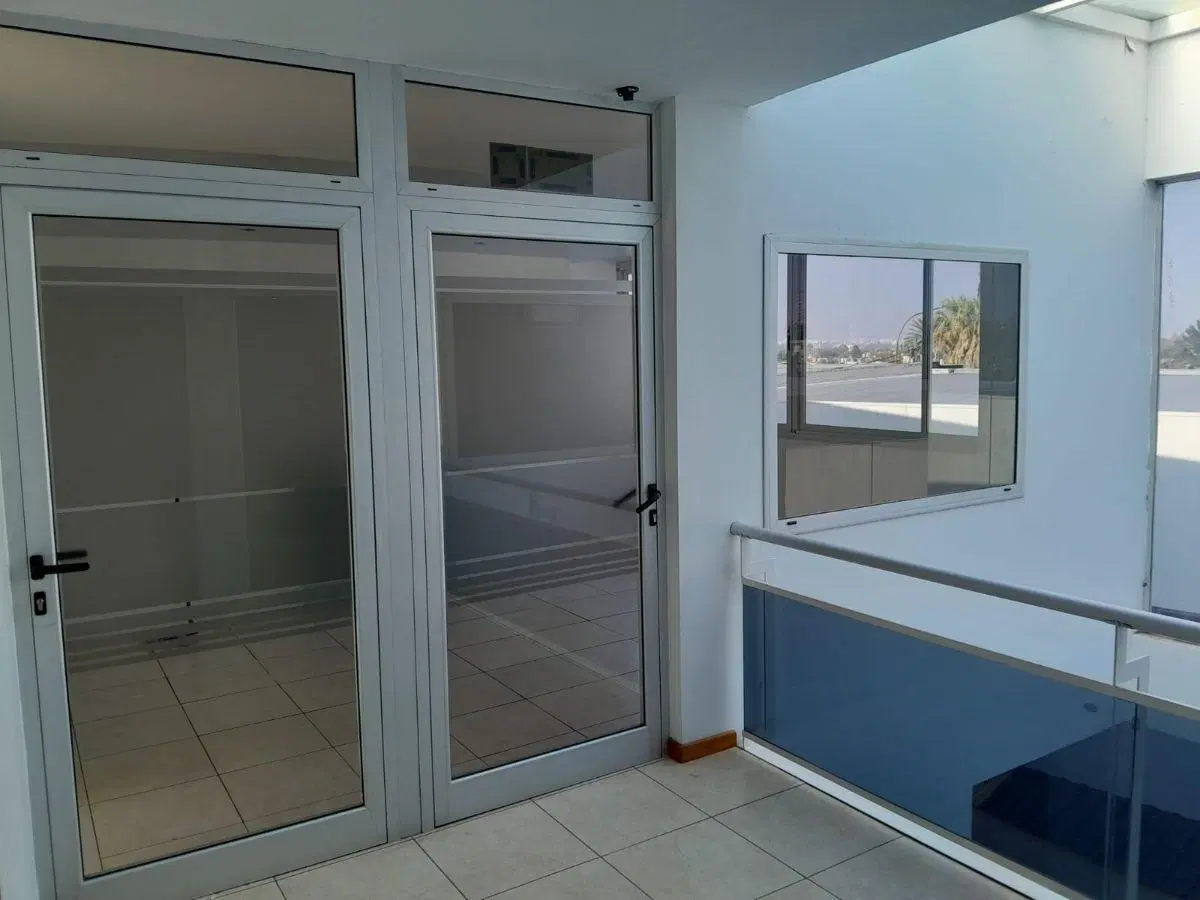 ALQUILER OFICINA ZONA NORTE 3